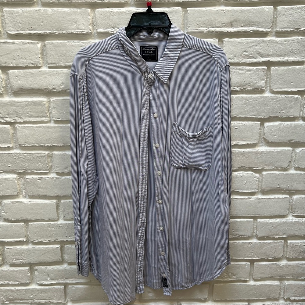 A&F button down